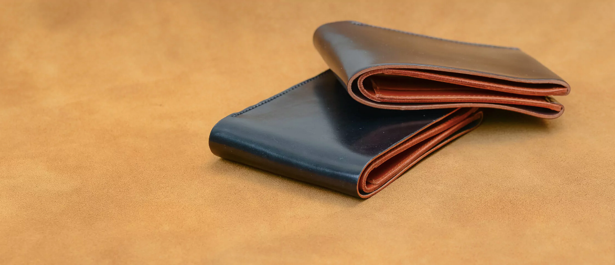 PACASMAYO leather Wallet - Horween Shell cordovan horse leather BLACK