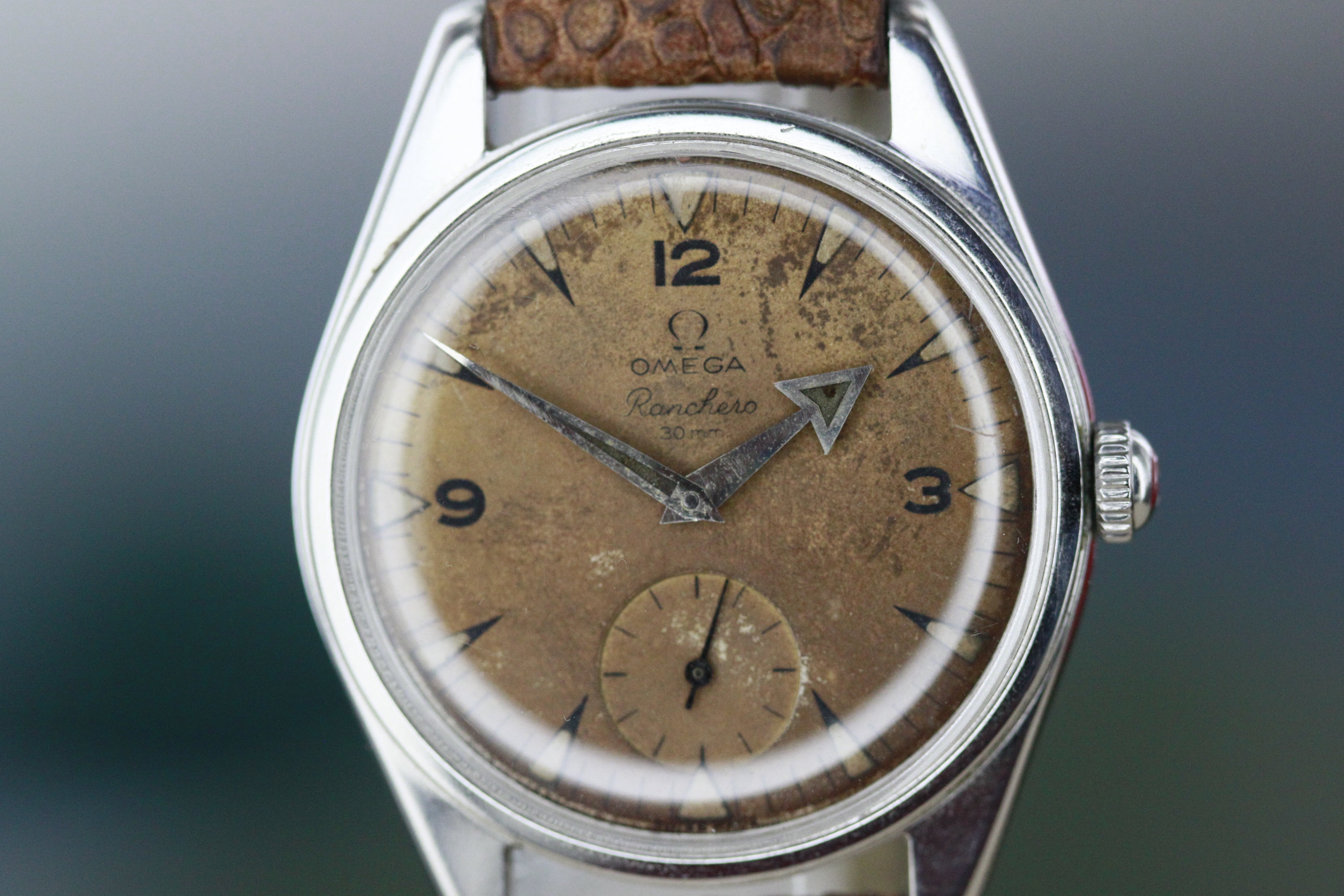 Omega Ranchero Tropical Dial Ref.2990 Tropical Radium Dial delivered to the Peruvian Airforce