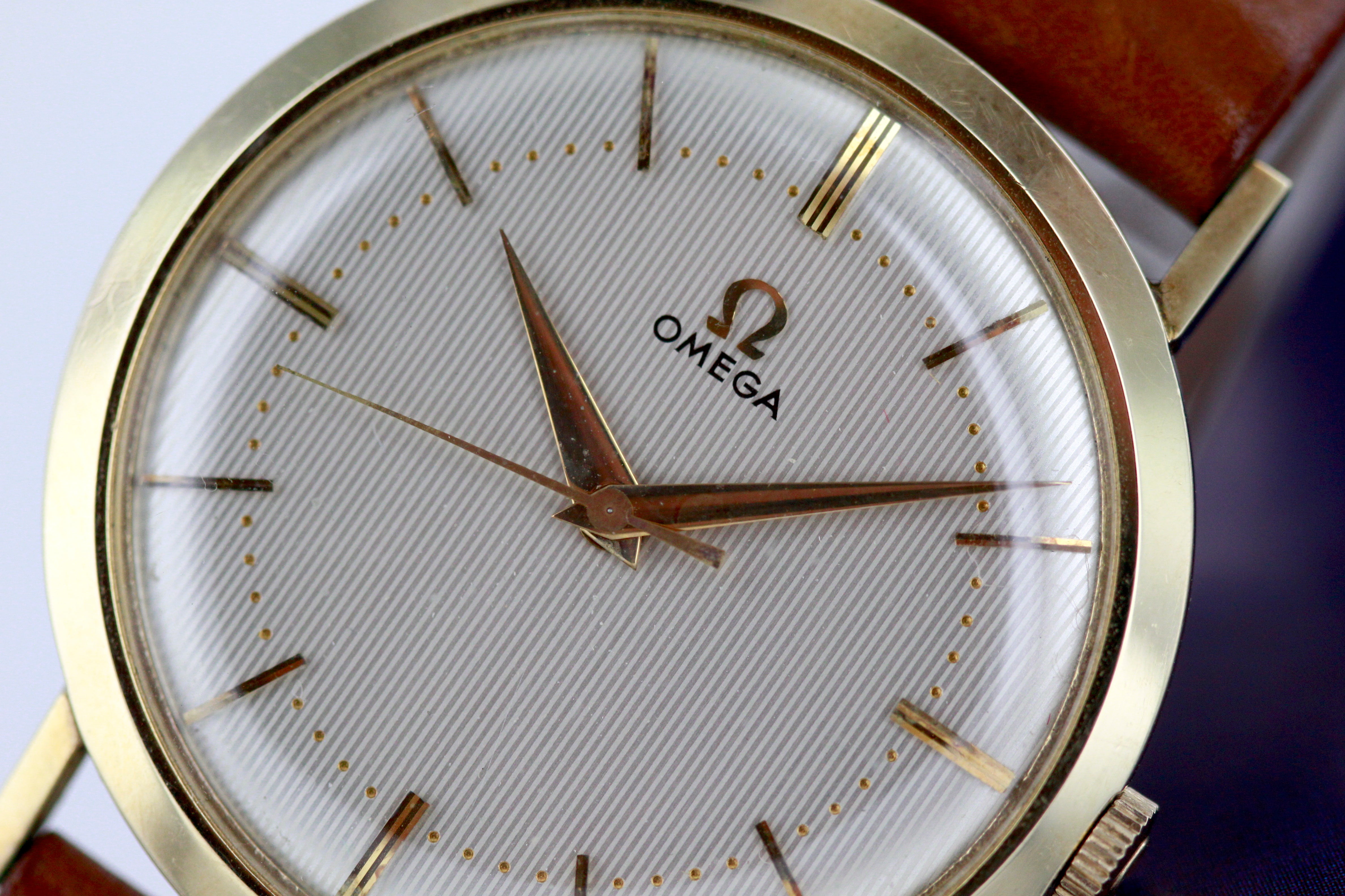 Omega Computer dial Gold filed from 1961 with PAPERS – vintageuhren